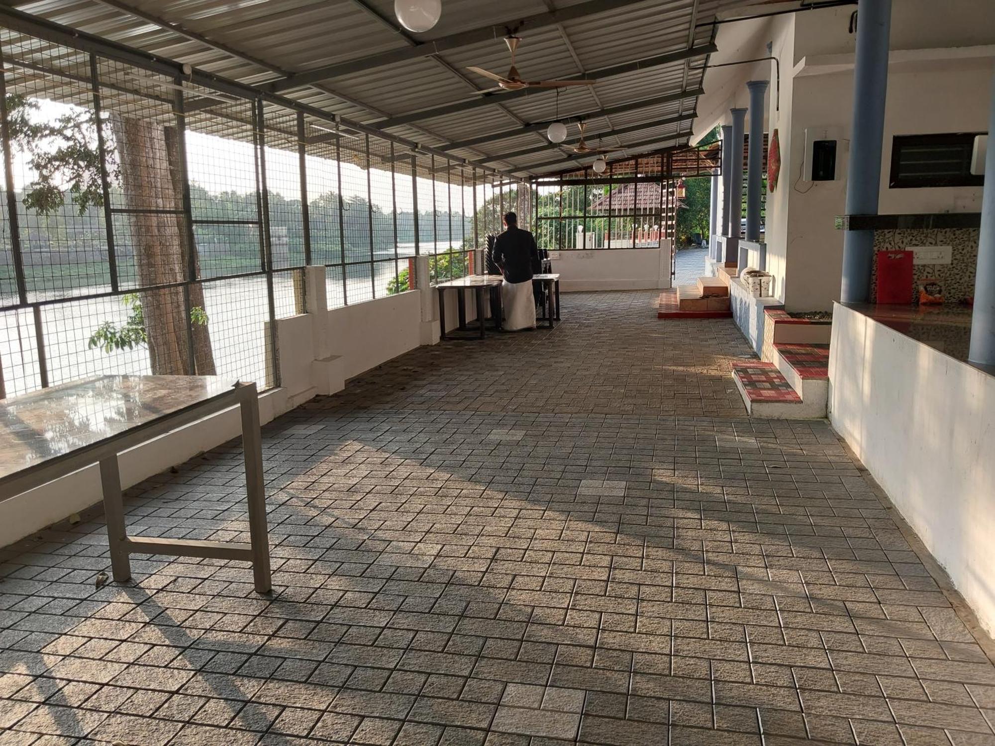 Stayberries River Rock Villa Athirapilly Kizhake Chālakudi 外观 照片